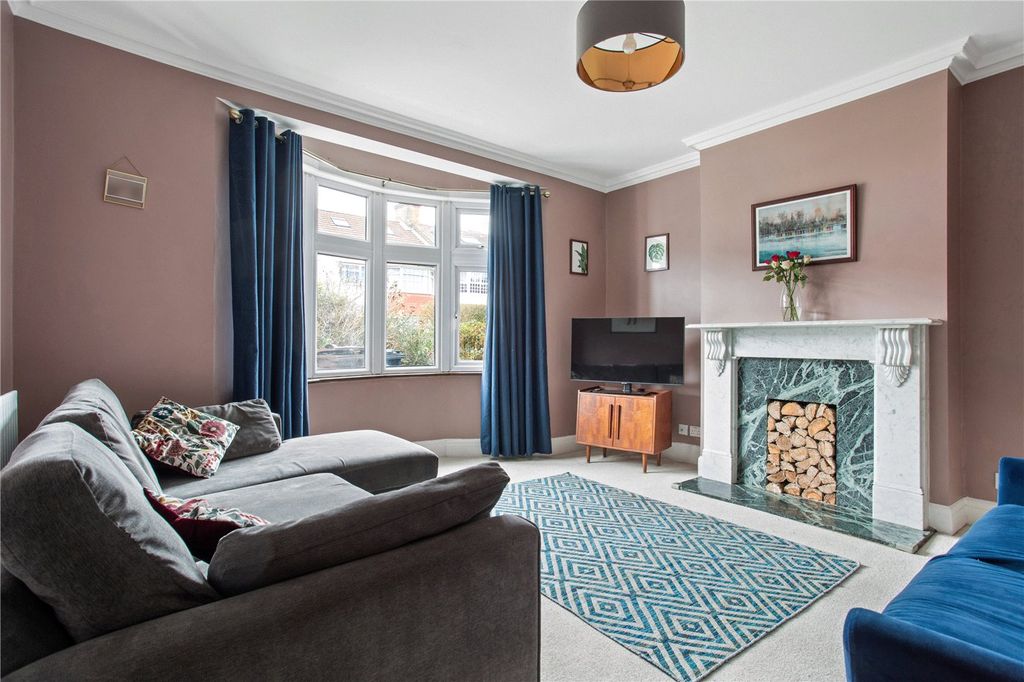 Property photo 2 of 12 Picture No. 02