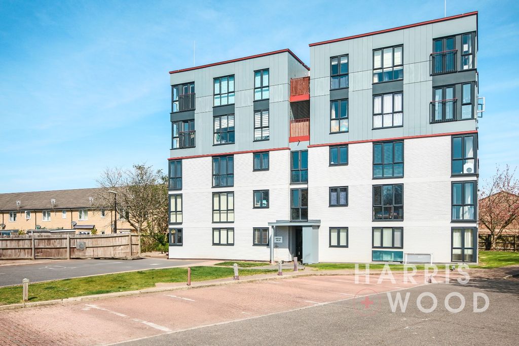 Property photo 1 of 13 4138081