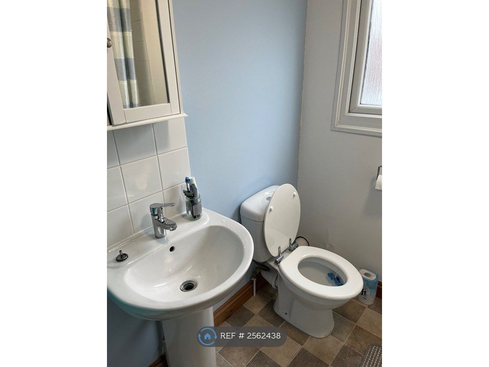 Property photo 3 of 22