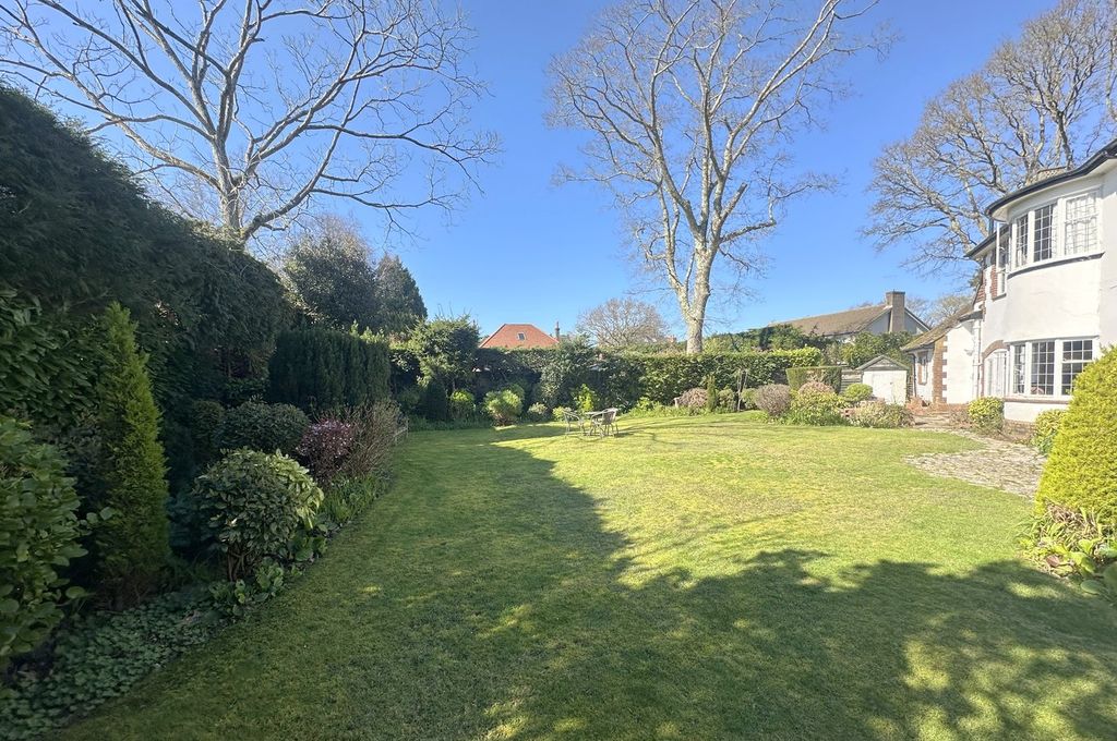 Property photo 3 of 23