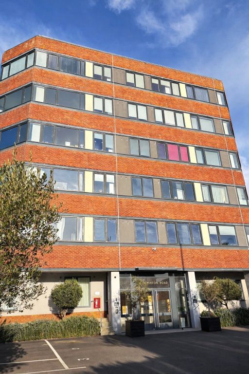 Property photo 2 of 10 Picture No. 15