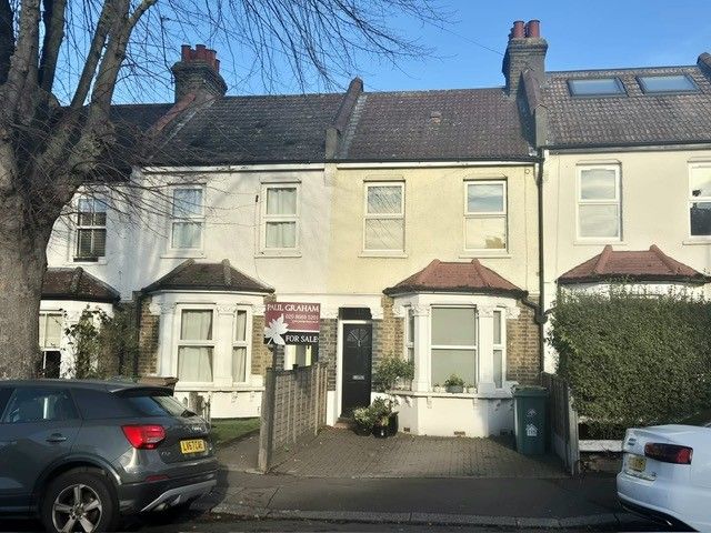 Property photo 1 of 15 4