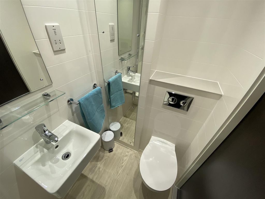 Property photo 3 of 26