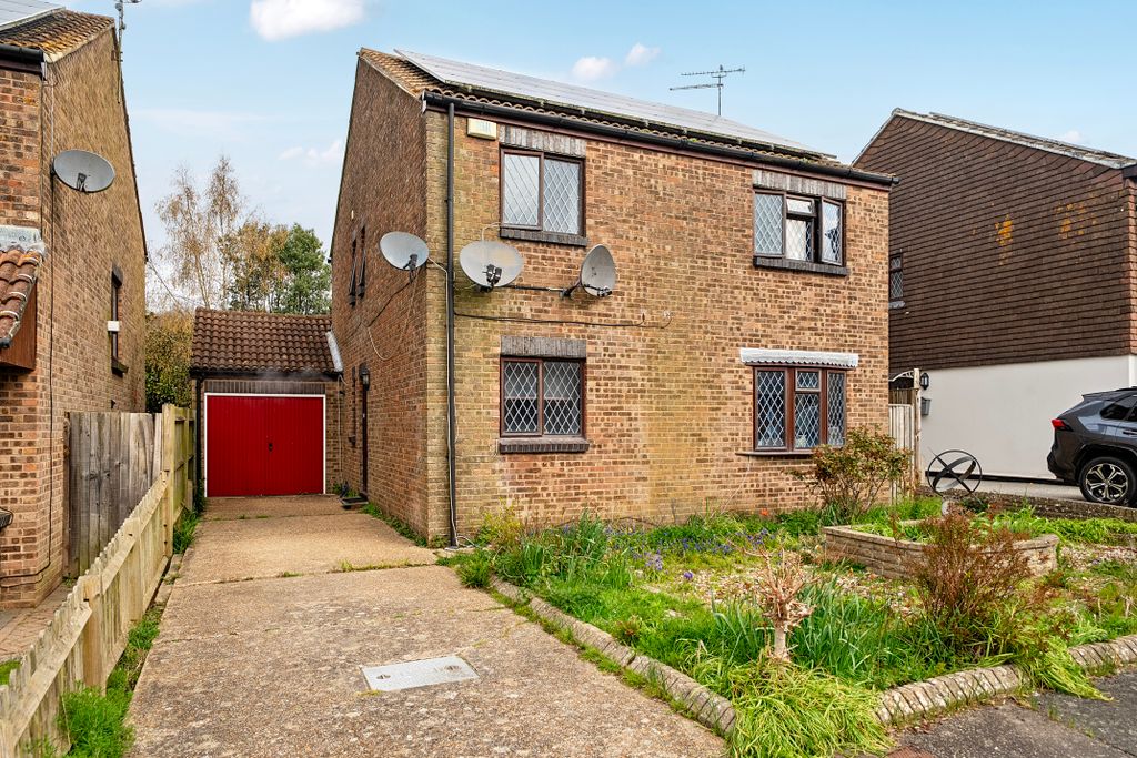 Property photo 1 of 11