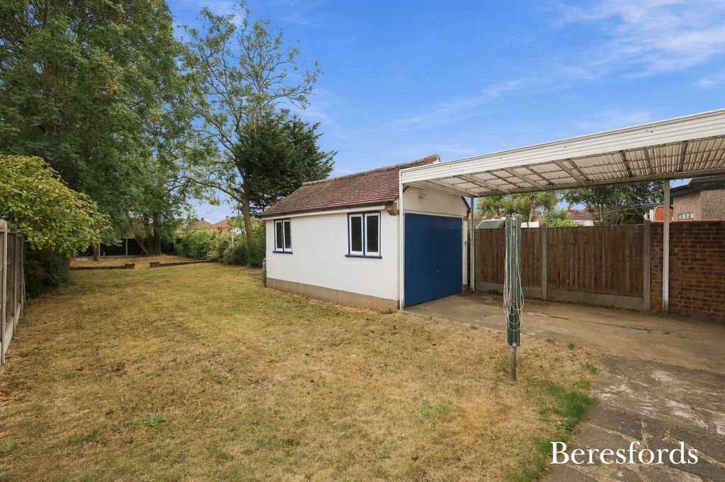 Property photo 2 of 31 Picture No. 28