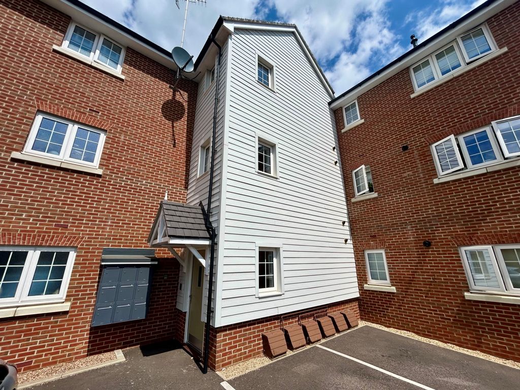 Property photo 1 of 10 Photo 5