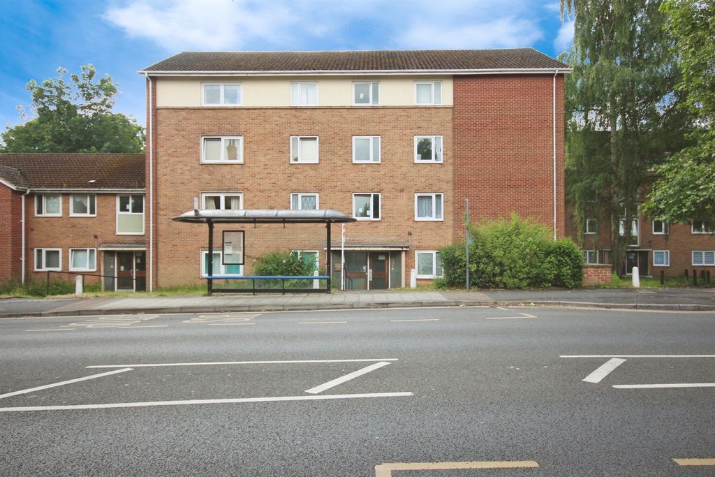 Property photo 1 of 10