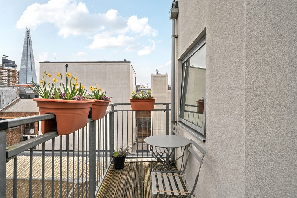 Property photo 3 of 29 Picture No. 10