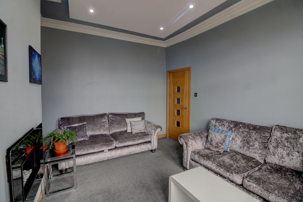 Property photo 3 of 23 3