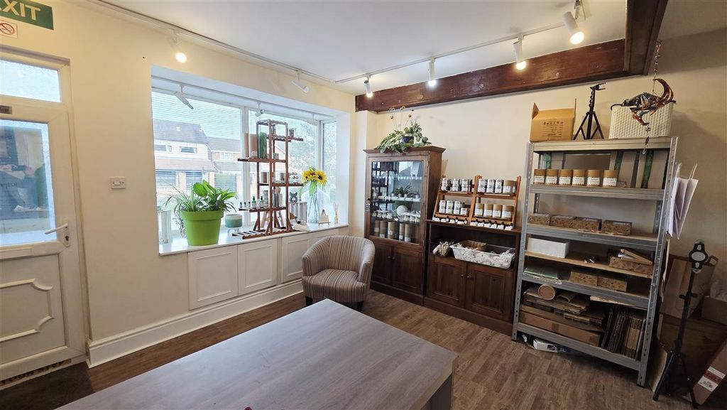 Property photo 3 of 24 Reception / Retail Area