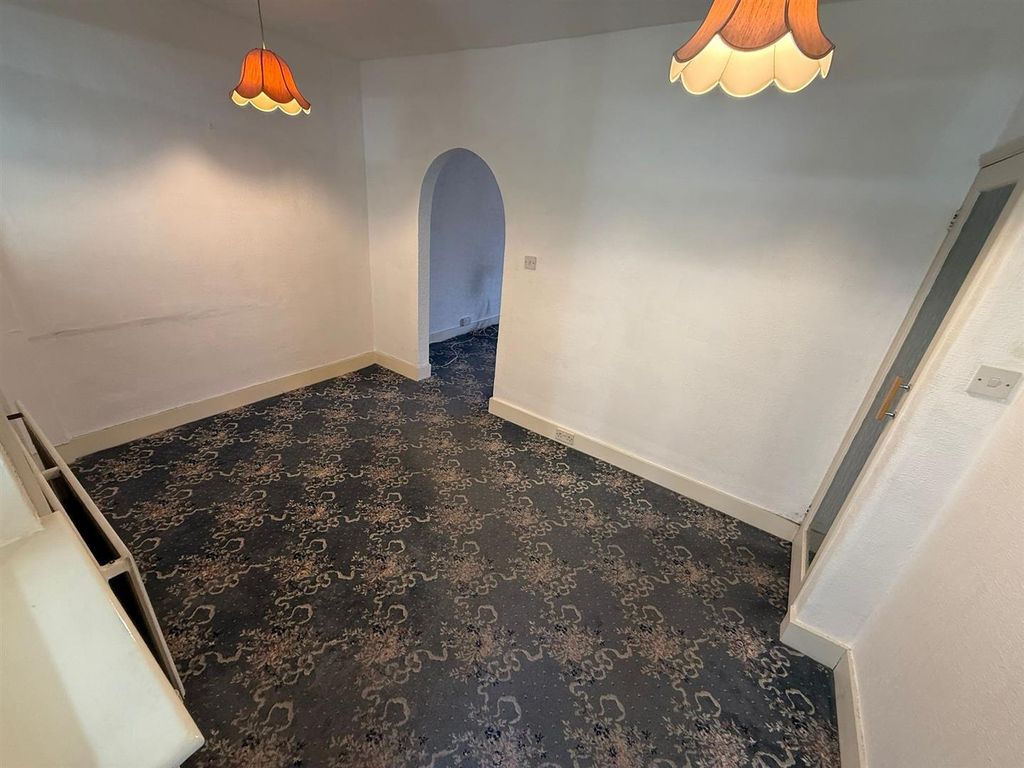 Property photo 3 of 19 5.Jpg