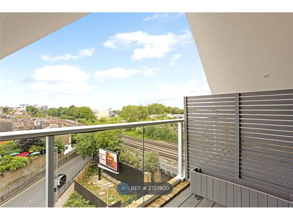 Property photo 3 of 8