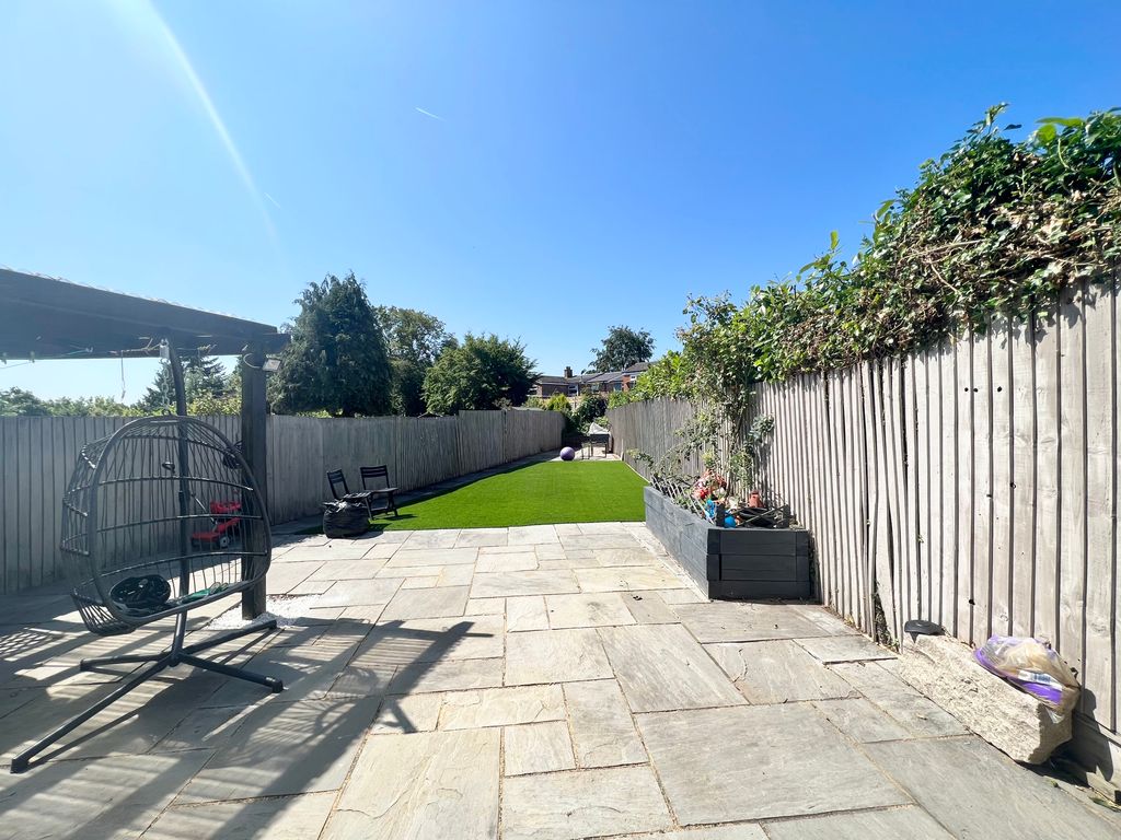 Property photo 1 of 11 Garden
