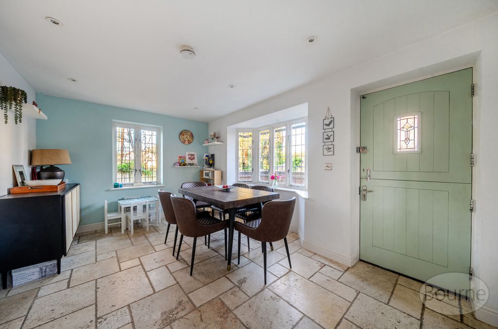 Property photo 3 of 22 5Ca02166-E268-4Ca...