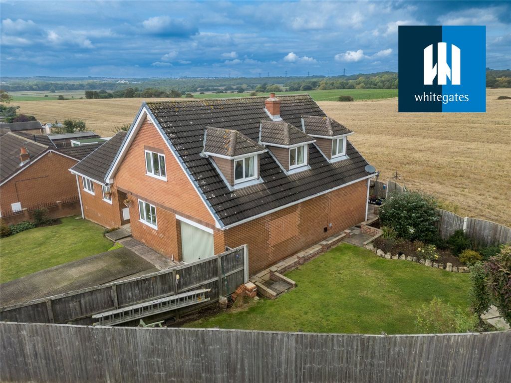 Property photo 1 of 33 Picture No. 01