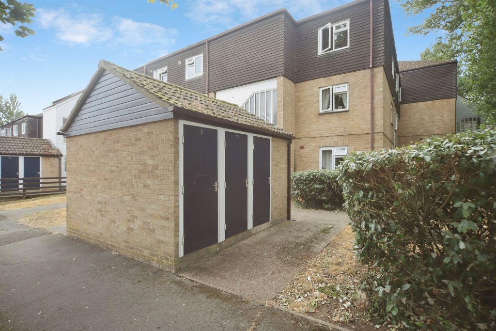 Property photo 2 of 12