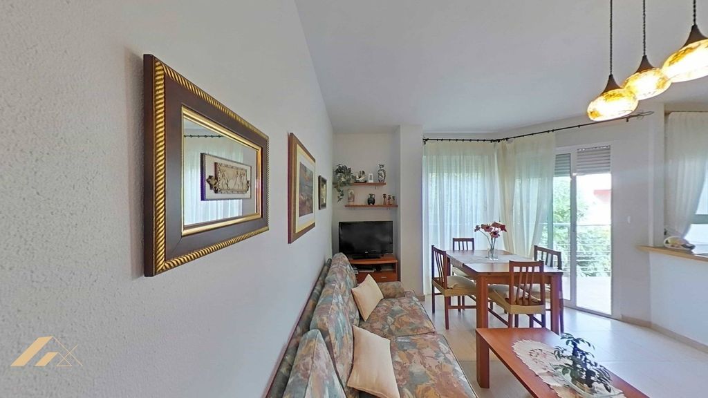 Property photo 2 of 44