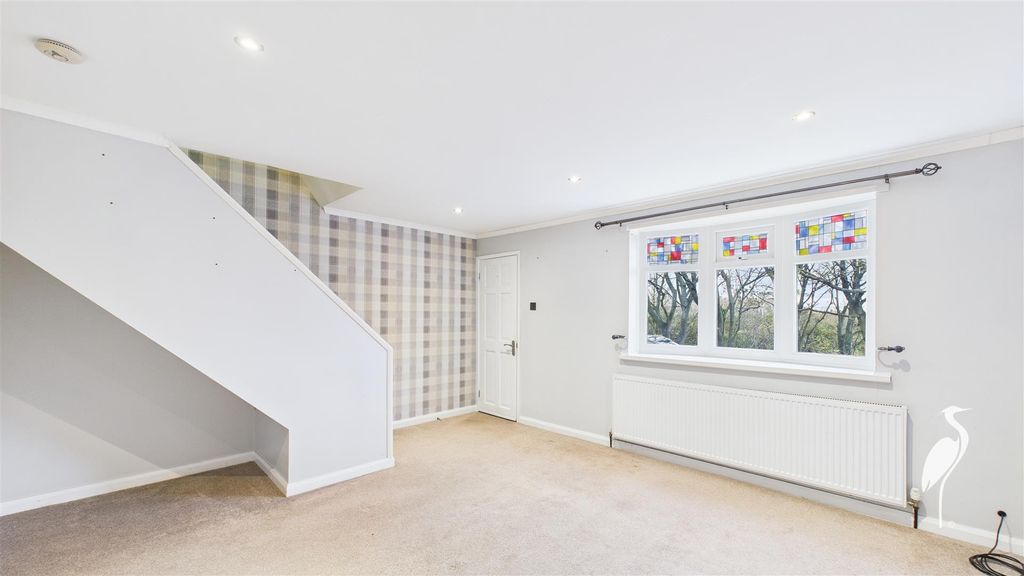 Property photo 2 of 12 Lounge