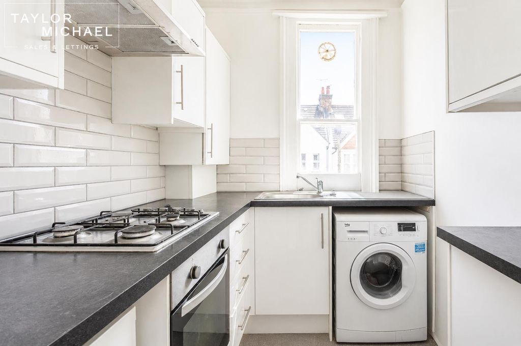 Property photo 1 of 13 Kitchen