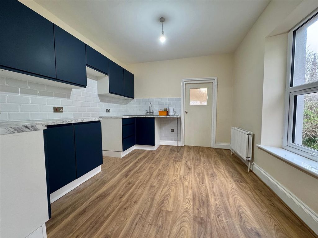 Property photo 3 of 19 Img_1290 2.Jpeg