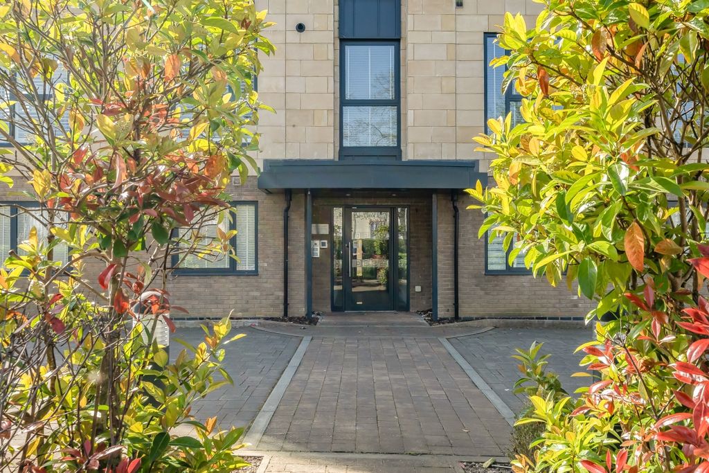 Property photo 2 of 15 1440806-3-69d62d9...