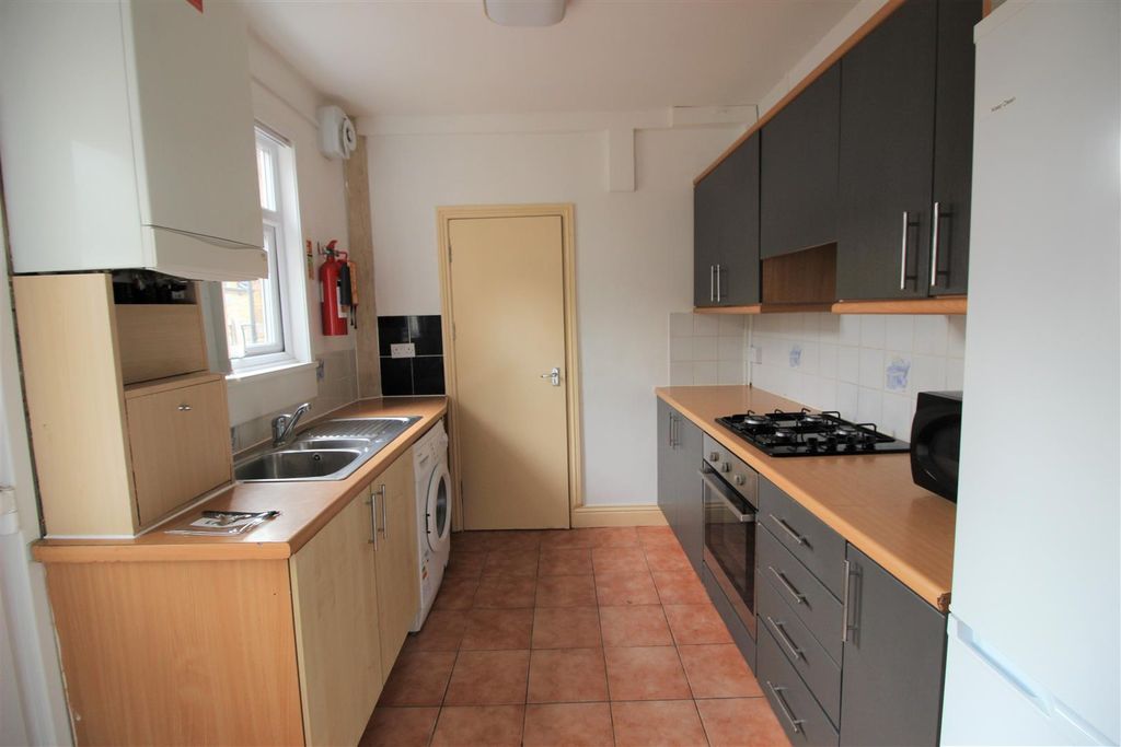 Property photo 2 of 9 1 Ed K.Jpg