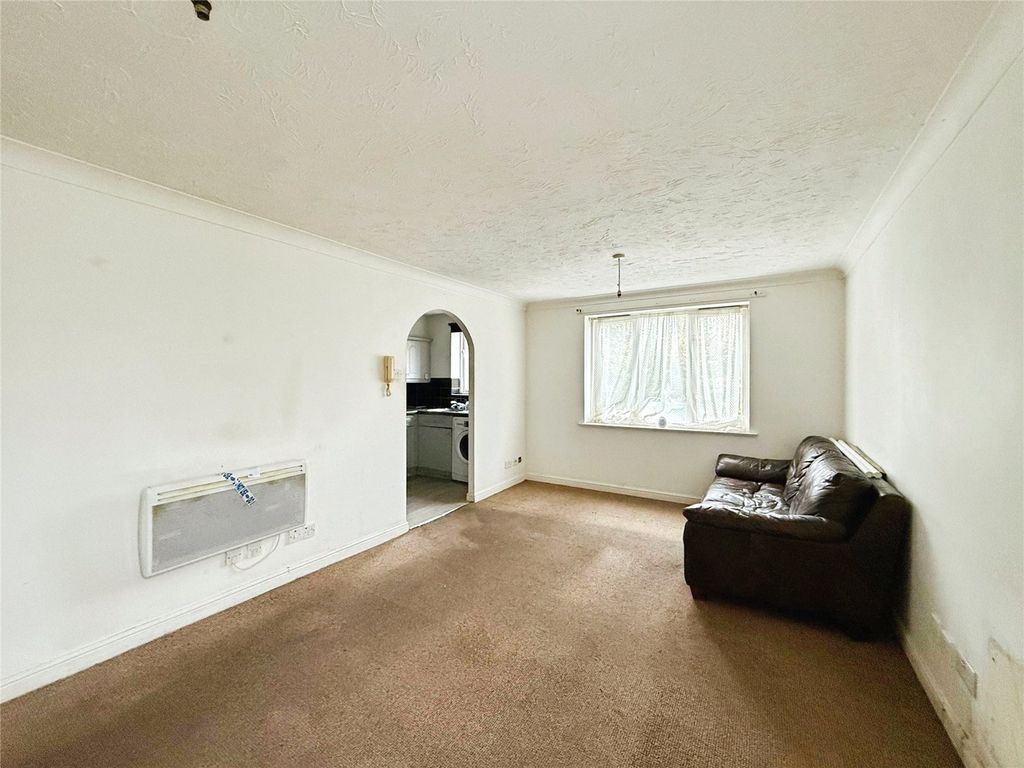 Property photo 3 of 8 Picture No. 07