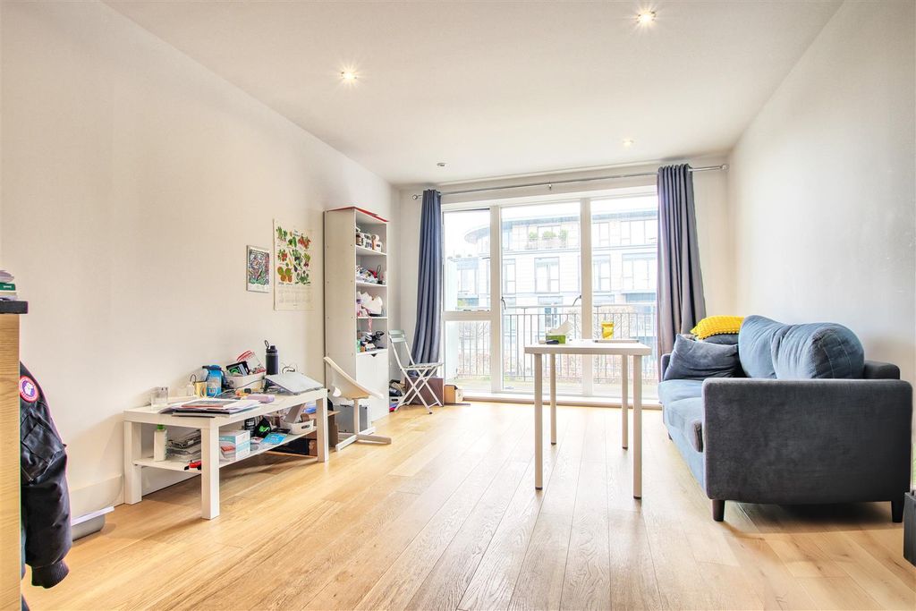 Property photo 3 of 13 Living Area 2.Jpg