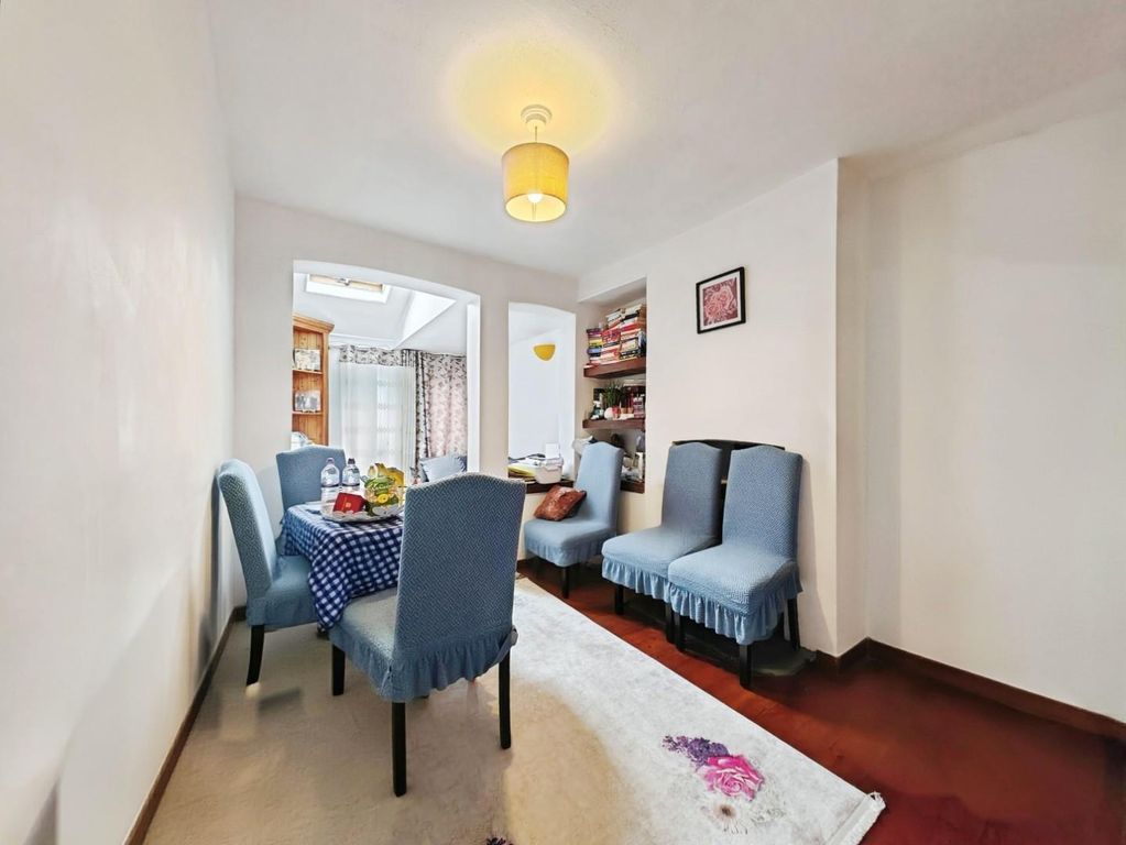 Property photo 3 of 9 F5350A40-Img_20251103_150752.Jpg