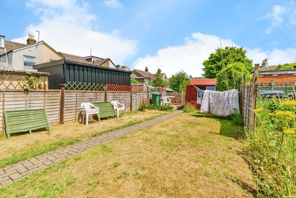Property photo 3 of 15 Photo