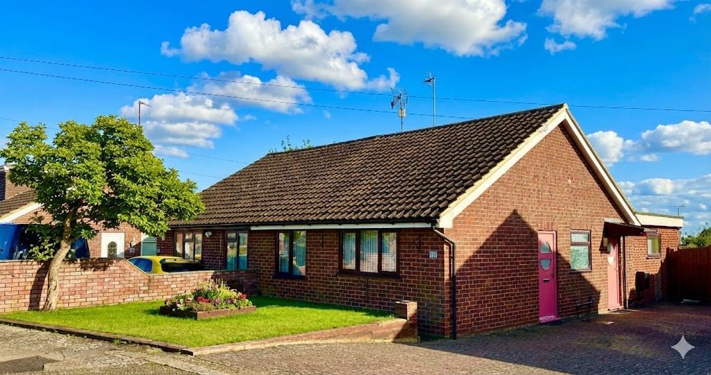 Property photo 1 of 12