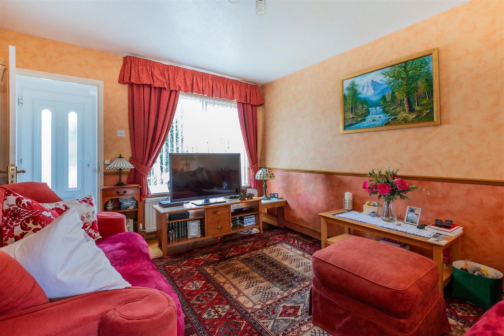 Property photo 3 of 28 13-10.Jpg