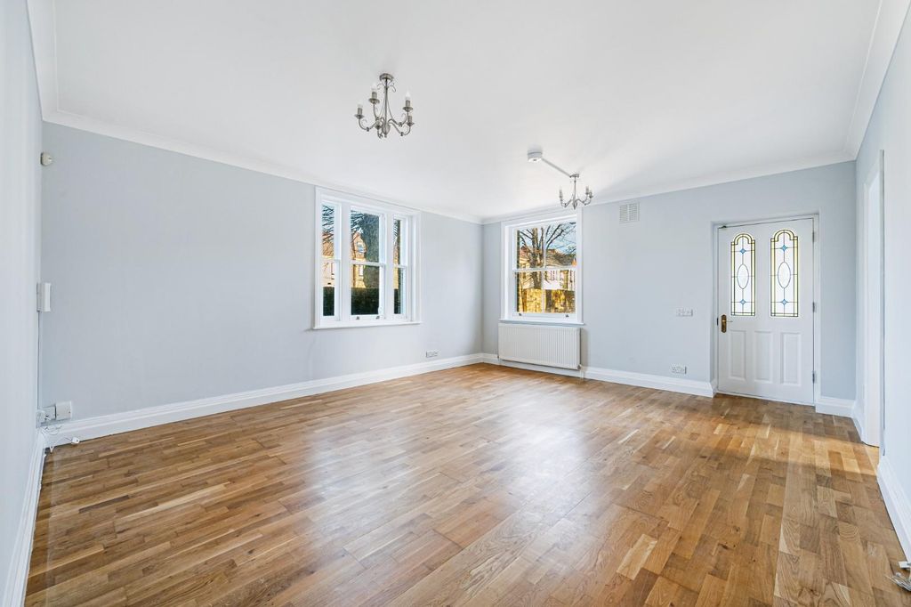 Property photo 2 of 15 F2, 20 Hanger-3.Jpg