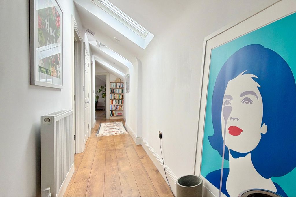 Additional image 16 of 2 bed flat for salePaternoster Row, Ottery St. Mary, Devon EX11