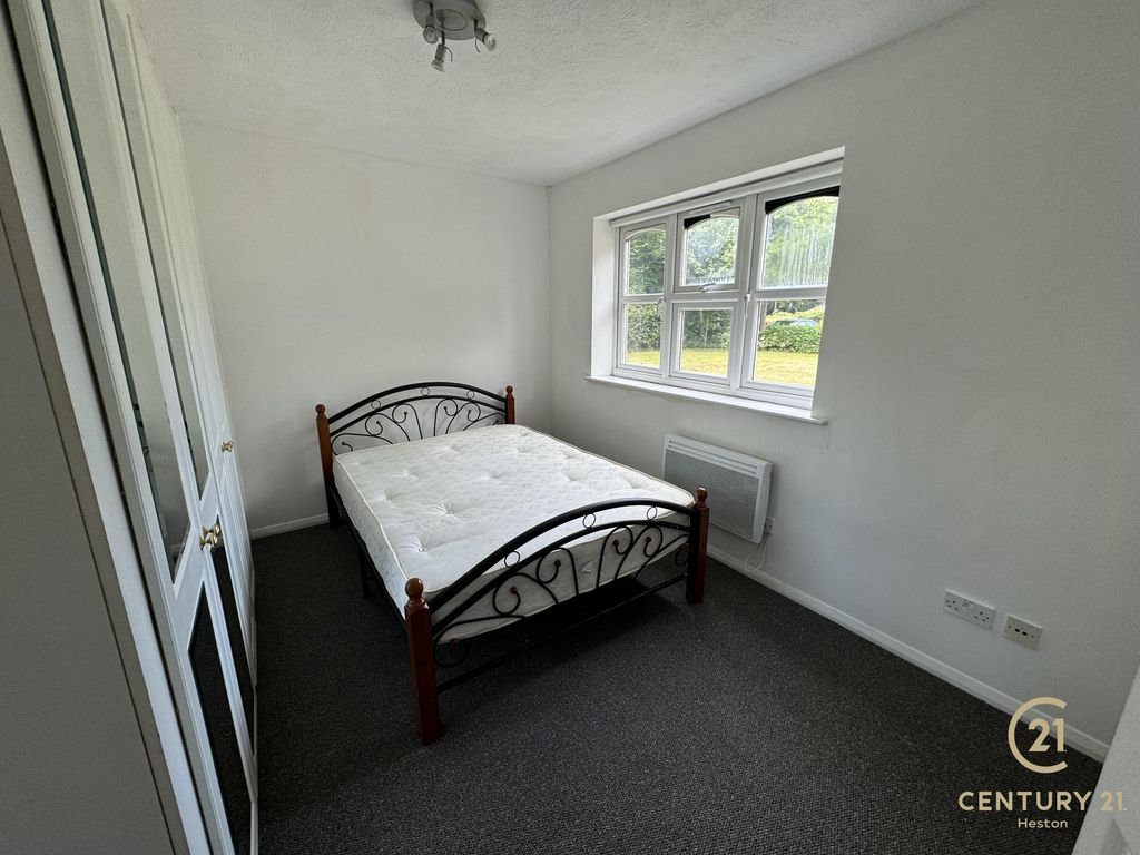 Property photo 3 of 6