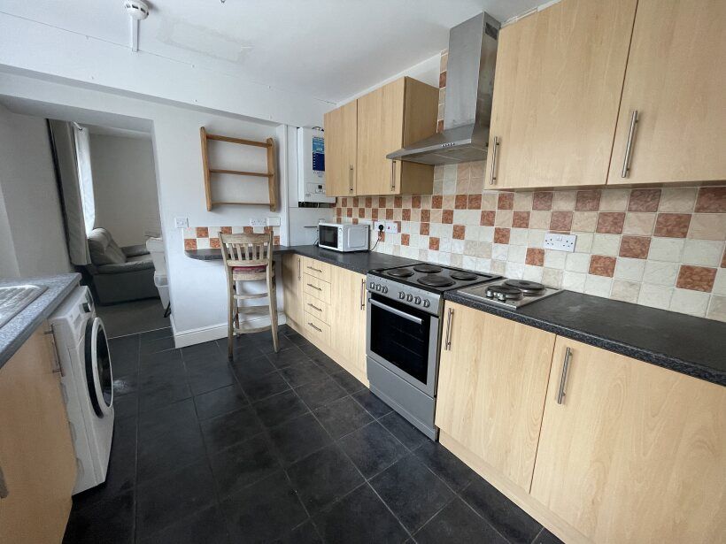 Property photo 3 of 13