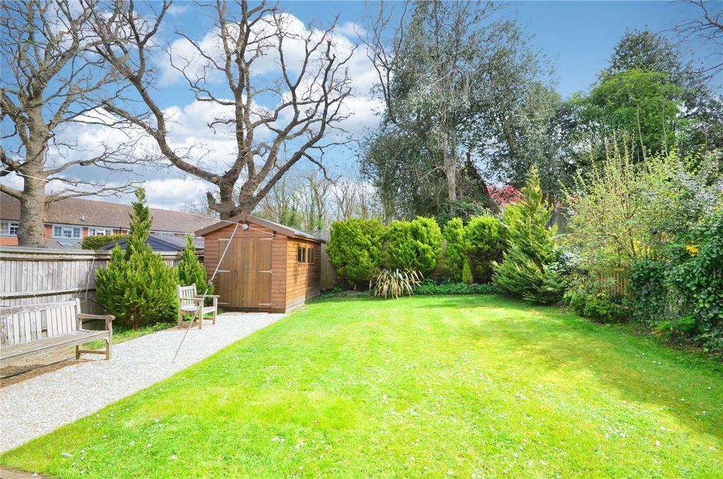 Property photo 3 of 21 Garden