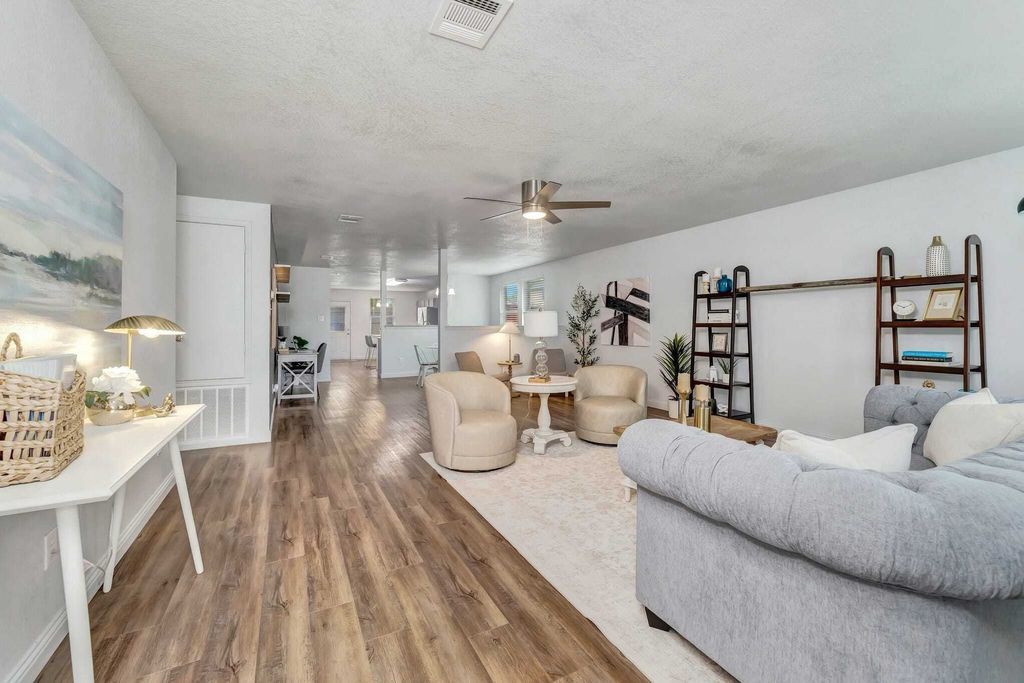Property photo 3 of 25 <Alttext/>