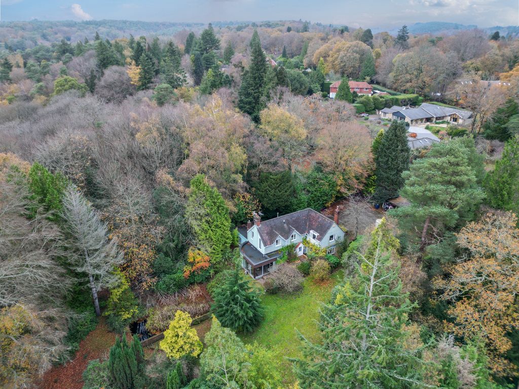 Property photo 2 of 16