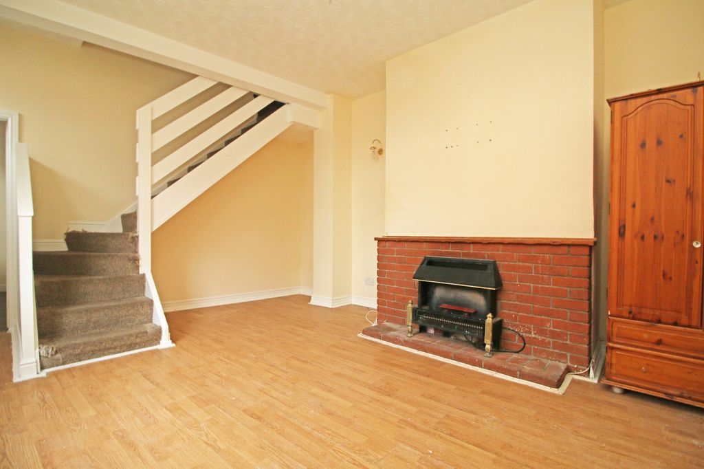 Property photo 3 of 14