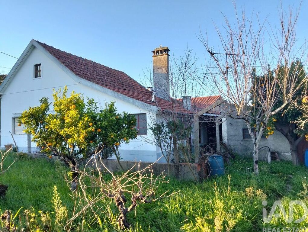 Property photo 2 of 28