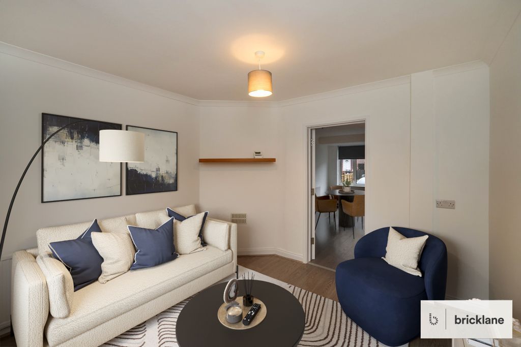 Property photo 3 of 9