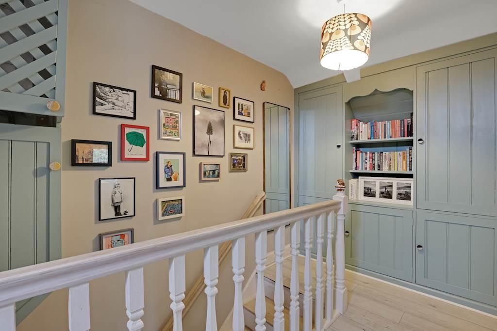 Property photo 3 of 16 02-13c7918A6879-Small.Jpg