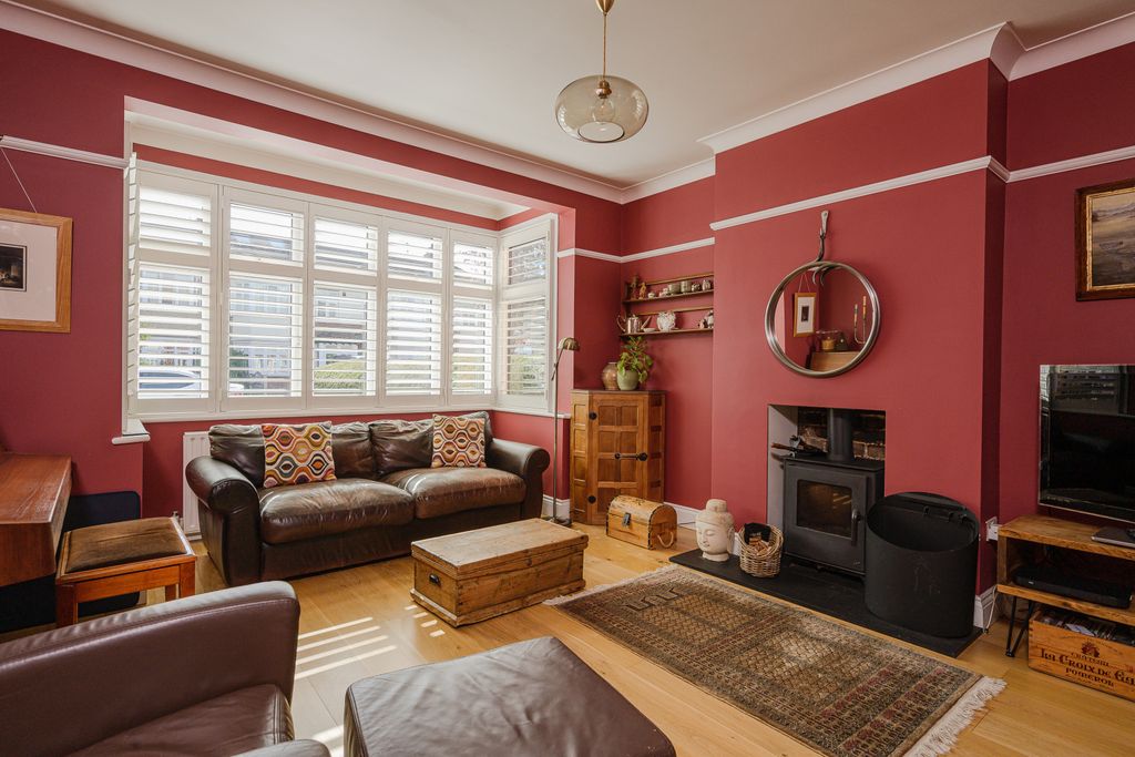 Property photo 2 of 16 Picture No. 02