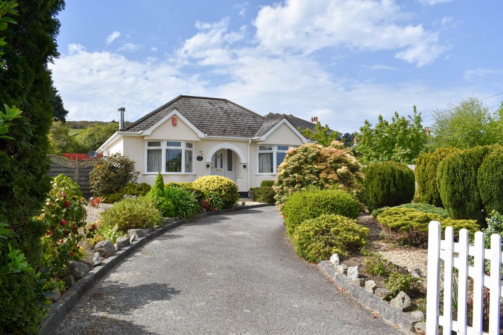 Property photo 1 of 15 Front Elevation