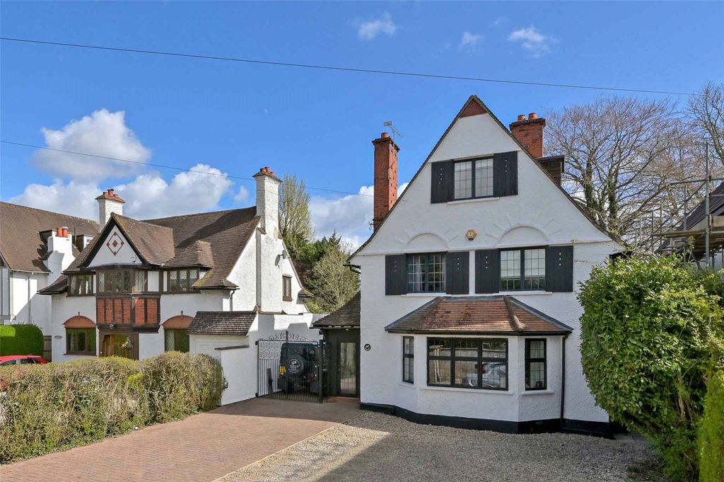 Property photo 2 of 25 Front