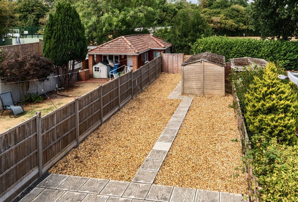 Property photo 3 of 23 1508764-8-1A01F94...