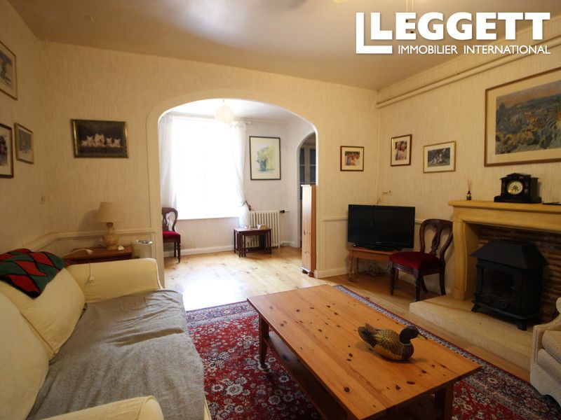 Property photo 3 of 10