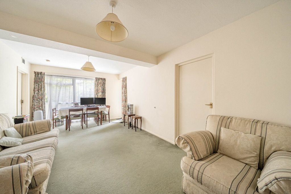 Property photo 2 of 10 Picture No. 13