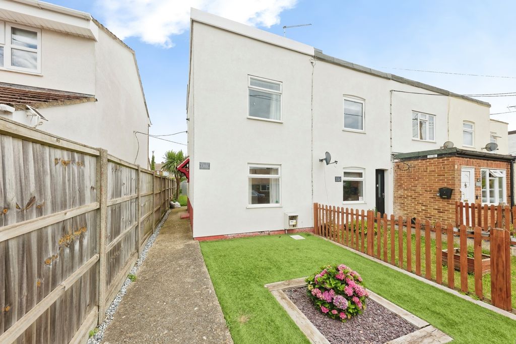 Property photo 1 of 17 Pbox-Img.Jpg